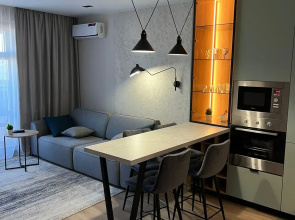 Dizaynerskaya 2-kh komnatnaya Flat