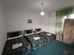 Отель Green House