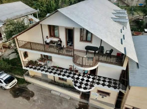 M22 Apartments