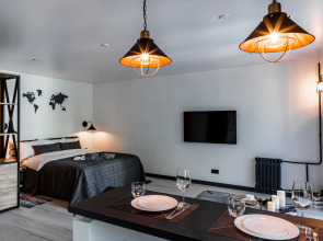 Апартаменты InterLoft 1 Old Town Free Parking Wi-Fi 100/50 Smart TV