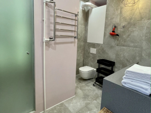 Апартаменты Авторская квартира с камином в самом сердце СПБ