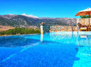 Villa Askyfou