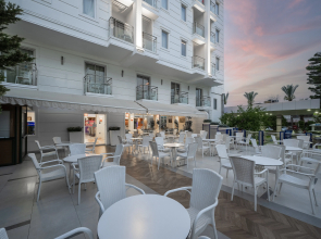 Sealife Family Resort Hotel
