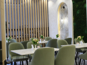 Отель Shosh Modern