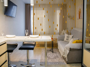 V Tsentre Petrozavodska U Naberezhnoy Flat
