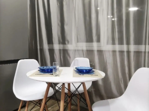 Апартаменты Apato Уютная студия с видом на город и горы