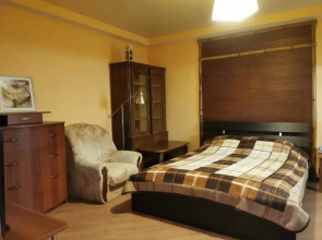 So Vsemi Udobstvami, Chistaya, Uyutnaya Flat