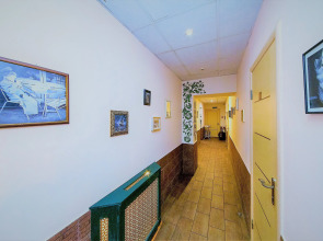 Отель Априори