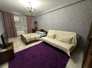 Dvukhkomnatnye Na Sibirskoy Apartments