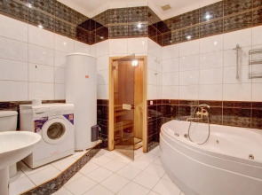 Апартаменты СТН Апартаменты с двумя спальнями на Караванной