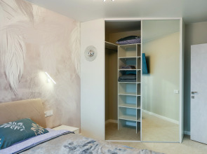 Квартира Двухкомнатная с балконом в новом доме