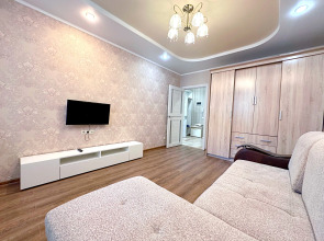 Апартаменты 1-к Около Чаши