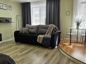 Lunacharskogo 86 Flat