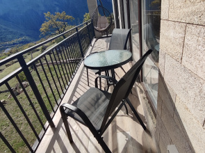S Panoramnym Vidom Na Gory Private house