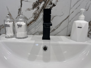 Квартира Tarhany Green House