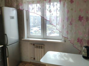 Квартира 2-х комнатная для командировочных в Первоуральске