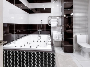 Апартаменты ЕвроУют Апартаменты с Джакузи