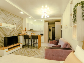 Апартаменты Lalapart Aristocrat с рабочим столом в ЖК Савеловский Сити