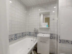 Апартаменты Гости Любят у метро Римская