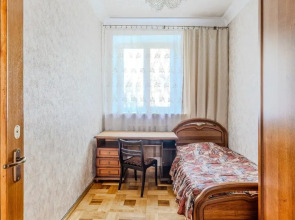 Квартира в Тихом центре Парк Челюскинцев 4 ком.кв.