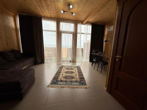 Uyutny Dom  Na Beregu Morya Private house