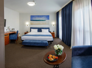 Отель Best Western Plus Congress Hotel