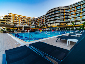 Курортный отель Senza The Inn Resort & Spa