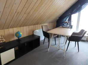 Частный дом на улице Полуостров Маленький