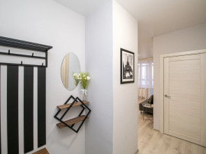 Апартаменты SunSet Хохлова 7