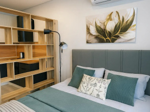 Квартира Новоостаповская 20