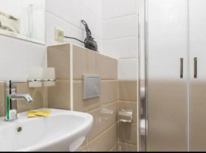 Отель Very Hotel