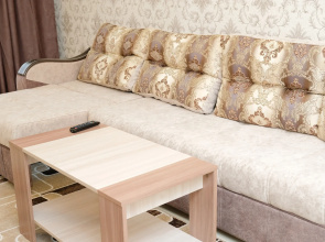 Bukhar Zhirau 44 V Serdtse Goroda Flat