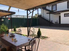 Отель Амаро