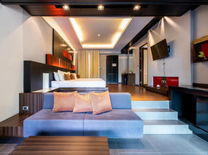 Отель Long Beach Garden Hotel & Pavilions