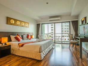 Отель Fifth Jomtien Pattaya