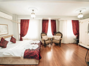 Отель Safran Suites