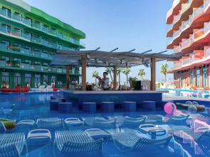 Отель Voco Dubai Monaco The Heart of Europe