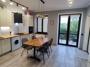 U Morya Na Kose Apartments