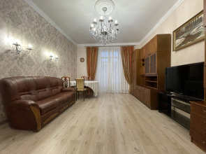 Апартаменты 3-комнатные HomeApart Ленина, 4