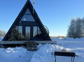 Karelskaya Gavan Private house