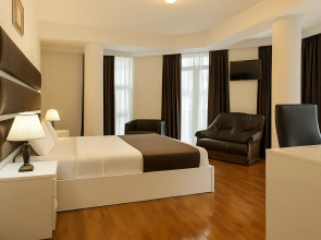 Отель Grand Palace Tbilisi