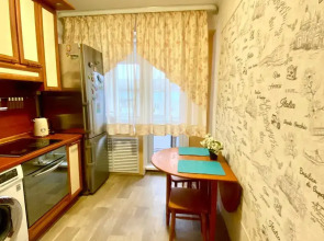 Апартаменты Двухкомнатная около Горного воздуха