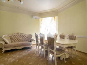 Квартира на Рубинштейна 4