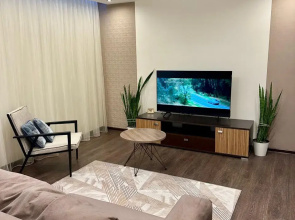 Prestizhnaya 3-Komnatnaya v Tsentre Flat