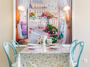 Квартира Окно в Париж