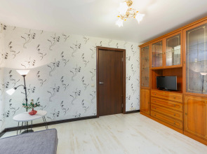Квартира Inndays Apartments на Обручева 49