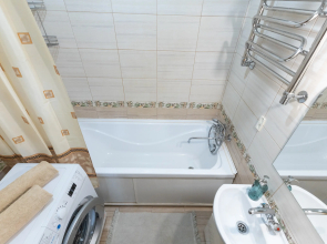 Апартаменты Comfort Home на 10 гостей на Карла Маркса 39