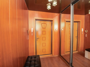 Квартира 2-х комнатная на Третьей Рабочей