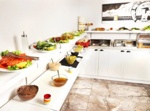 Отель Bakirkoy Tashan Business& Airport Hotel