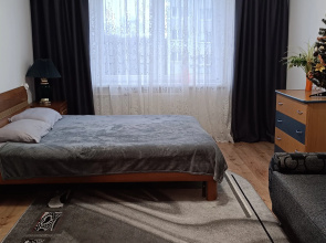 Prostornaya V Tikhom Meste Flat